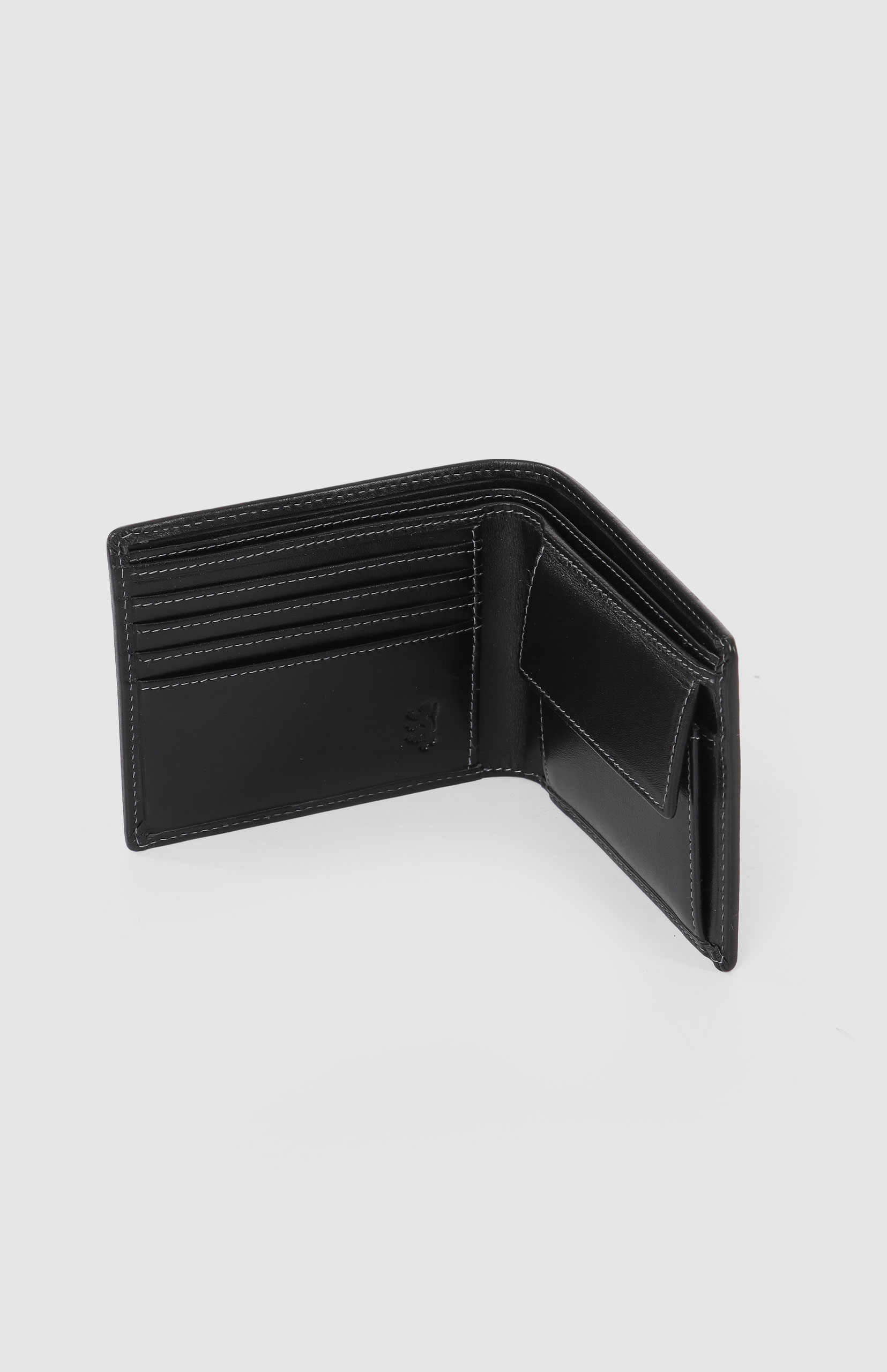 Pringle Myles Bifold Wallet - Image 2