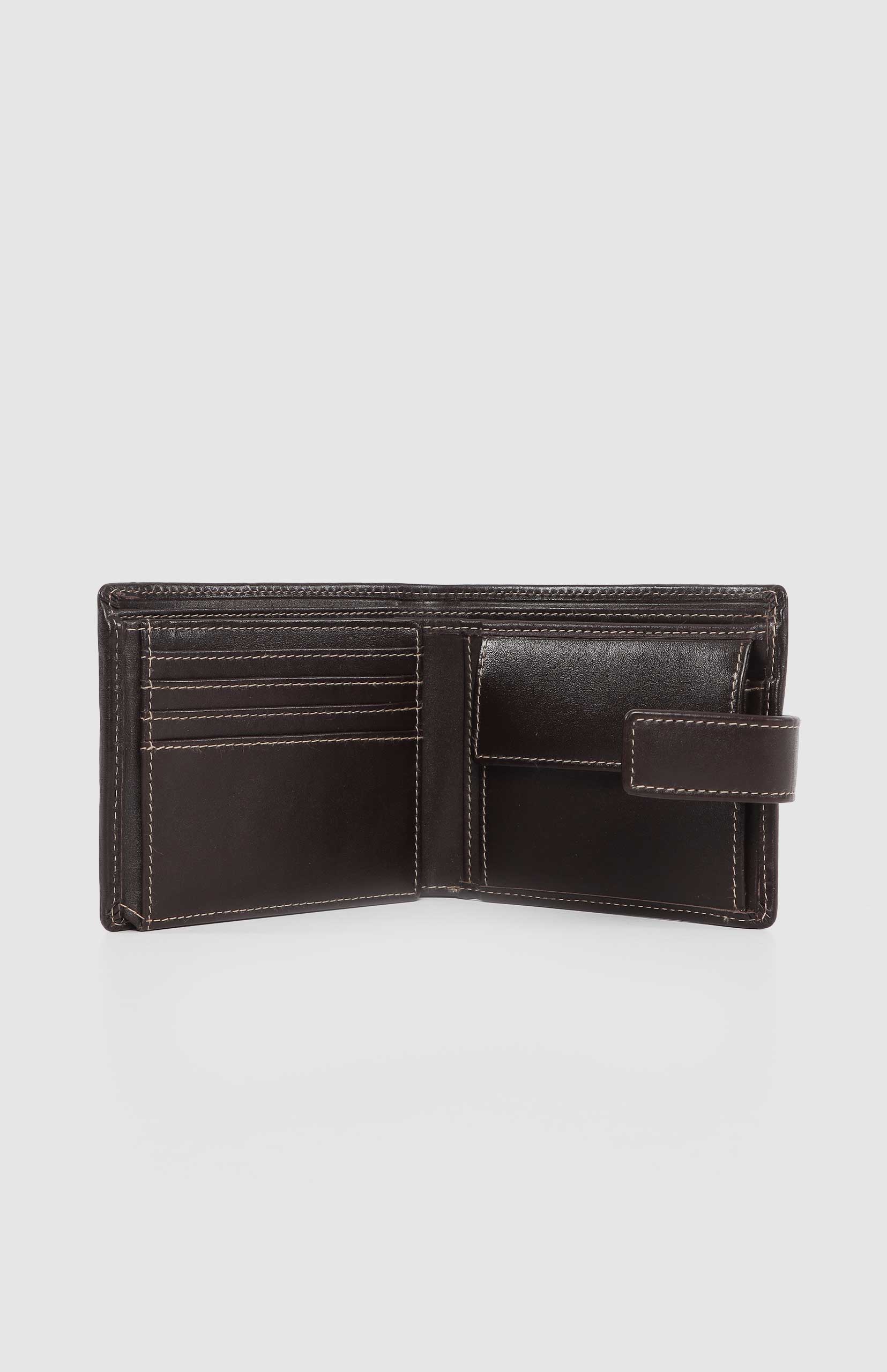 Pringle Myles Trifold Wallet. - Image 3