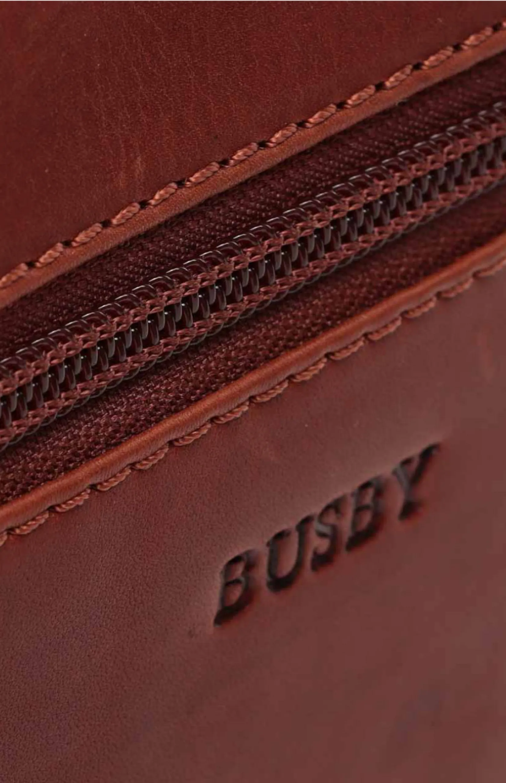BUSBY KENNEDY TOILETRY BAG - Image 6